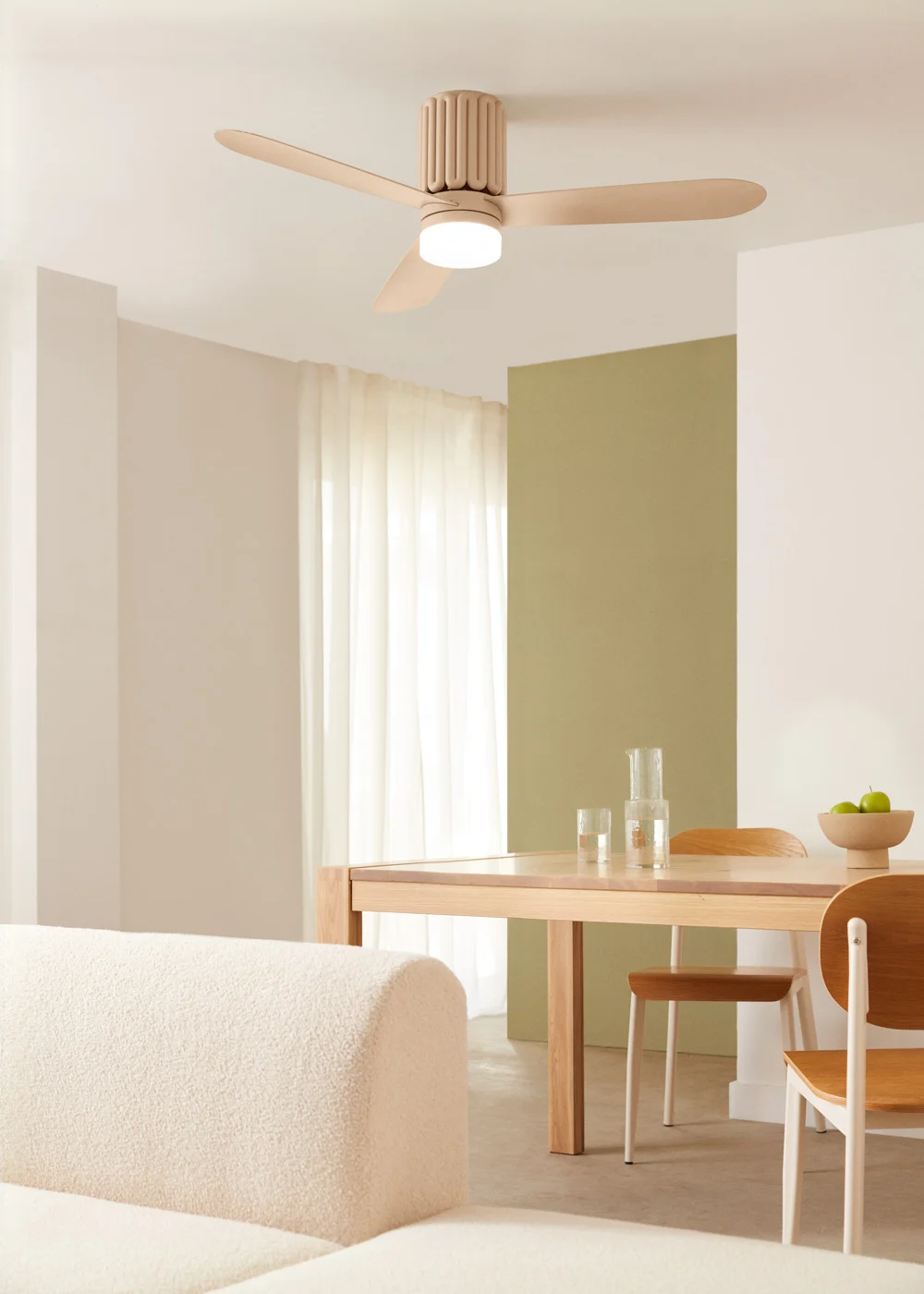 Ventilateur de plafond chez Create couleur sable